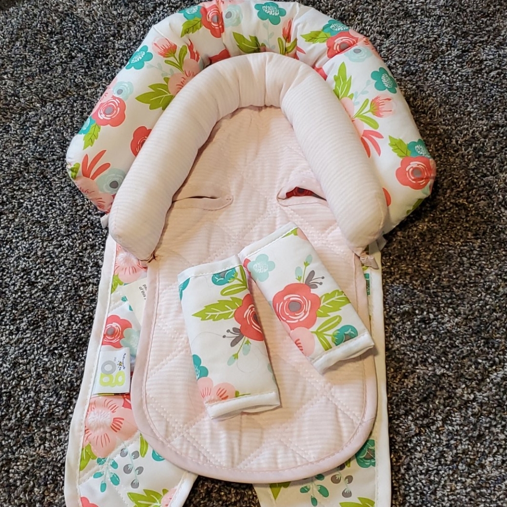 NWOT Infant Carseat Inset